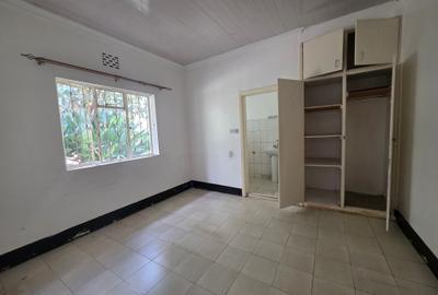 6 Bed House with Staff Quarters in Kileleshwa - 4