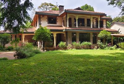 5 Bed House with En Suite at Nyari Central - 2