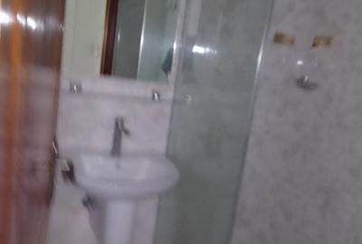 2 Bed Apartment with En Suite in Westlands Area - 3