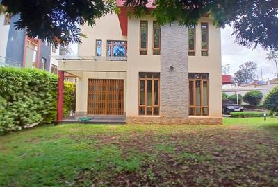 5 Bed Townhouse with En Suite at Lavington Green - 2