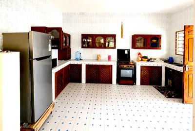 3 Bed Villa with En Suite at Watamu - 4