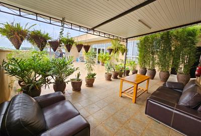 Furnished 1 Bed Apartment with En Suite in Riverside - 2