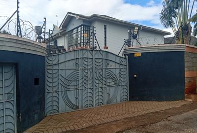 5 Bed House with En Suite at Eastern Bypass - 2