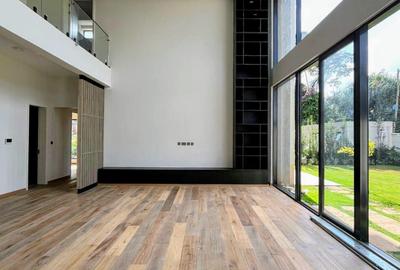 5 Bed Townhouse with En Suite in Runda