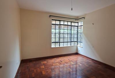 2 Bed Apartment with En Suite in Riverside - 3