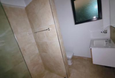 2 Bed Apartment with Swimming Pool in Garden Estate - 4