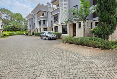 5 Bed Townhouse with En Suite at Lavington Green - 2