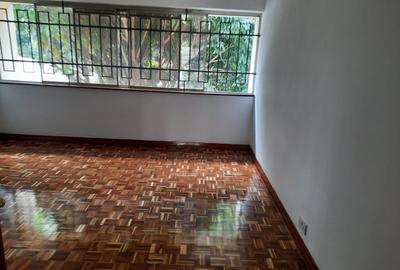 2,000 ft² Office with Service Charge Included at Nairobi - 3