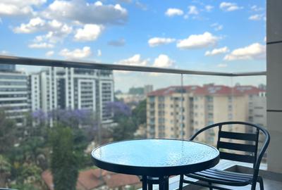 Serviced 3 Bed Apartment with En Suite in Riverside