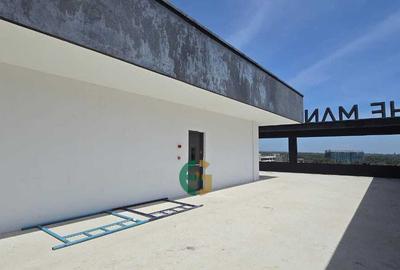 121,000 ft² Office with Backup Generator in Westlands Area - 2