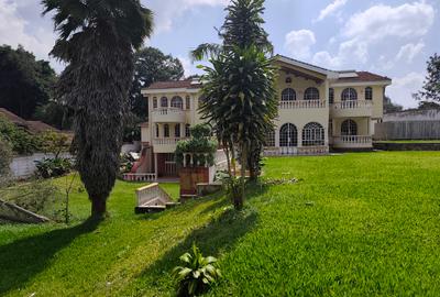 5 Bed House with En Suite in Loresho - 2