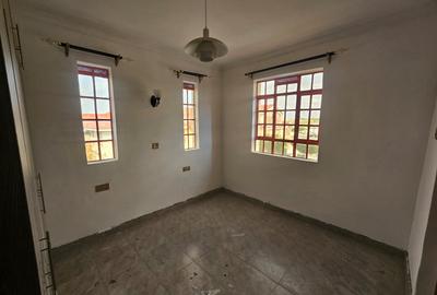 4 Bed Townhouse with Garden in Kitengela - 4