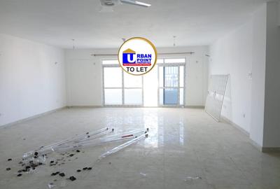 3 Bed Apartment with En Suite in Kizingo