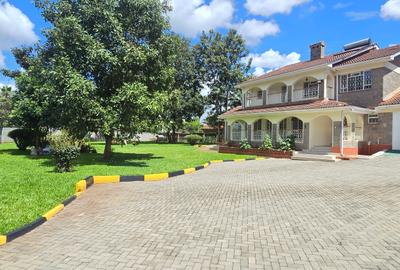 6 Bed House with En Suite at Loresho Road