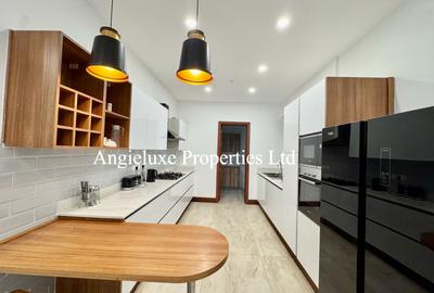 Furnished 3 Bed Apartment with En Suite at City Park Drive - 3
