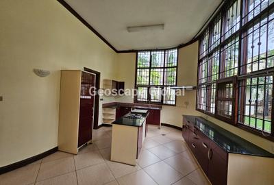 4 Bed Apartment with En Suite in Lower Kabete - 3