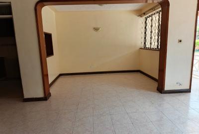 4 Bed Townhouse with En Suite at Kileleshwa - 2