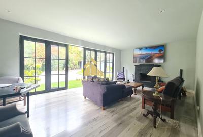 4 Bed House with En Suite at Nyari - 4