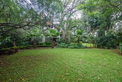8 Bed House with En Suite at Runda Road - 3