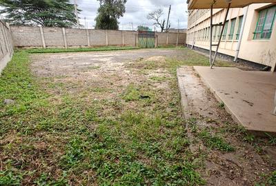 0.47 ft² Office with Parking in Industrial Area - 2