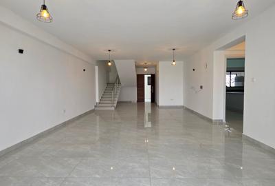 4 Bed Apartment with En Suite in General Mathenge - 2