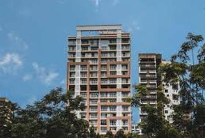 Serviced 2 Bed Apartment with En Suite in Parklands - 2