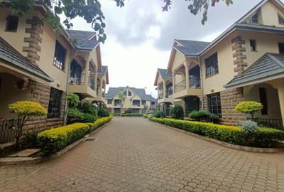 5 Bed Townhouse with En Suite in Kileleshwa - 4