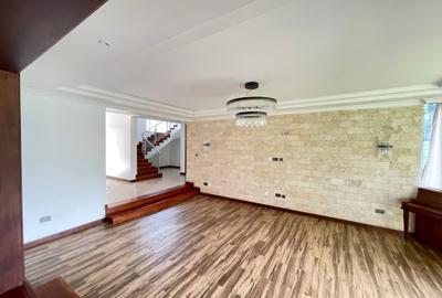 4 Bed Townhouse with En Suite in Lavington - 4
