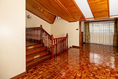 5 Bed Villa with En Suite in Karen - 3
