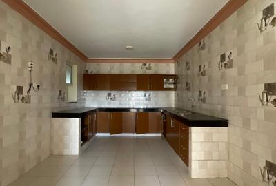 Serviced 3 Bed Apartment with En Suite in Nyali Area - 2
