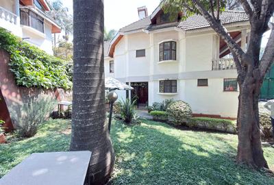 4 Bed Townhouse with En Suite at Westlands