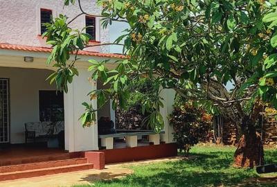 4 Bed Townhouse with En Suite in Shanzu - 3