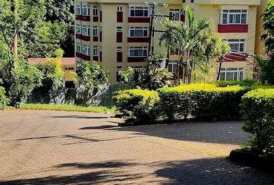 3 Bed Apartment with En Suite in Rhapta Road