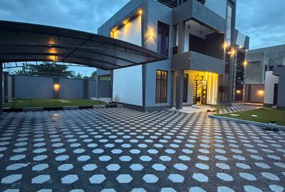 4 Bed Villa with En Suite at Ruiru Mugutha