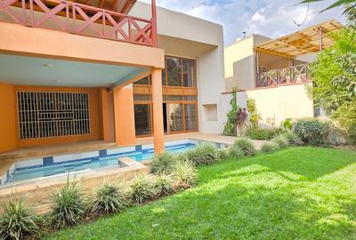 4 Bed Townhouse with En Suite at Lavington Green - 4