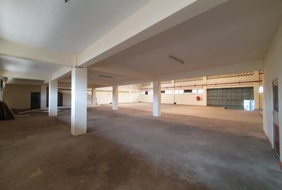 9,800 ft² Warehouse with Service Charge Included at Baba Dogo Rd - 4