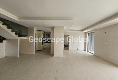 4 Bed Apartment with En Suite in General Mathenge - 2