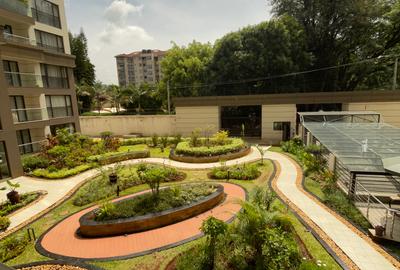 2 Bed Apartment with En Suite in Riverside - 3