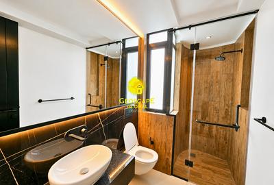 3 Bed Apartment with En Suite in Spring Valley - 4