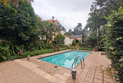 4 Bed Townhouse with En Suite in Thigiri - 2