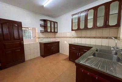 3 Bed House in Karen - 4