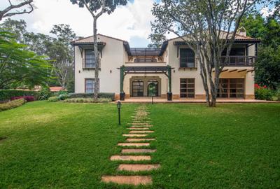 5 Bed House with En Suite in Karen - 3