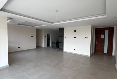 4 Bed Apartment with En Suite in General Mathenge - 2