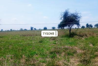 Land in Isinya - 2
