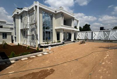 5 Bed House with En Suite at Mugutha - 3
