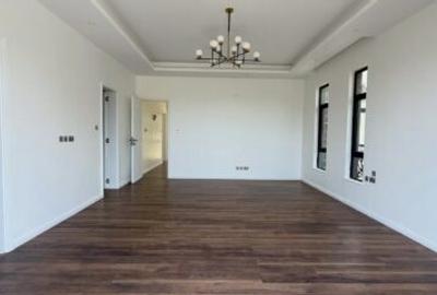 5 Bed Villa with En Suite in Lavington - 3