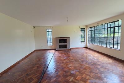 4 Bed House with En Suite in Runda - 3