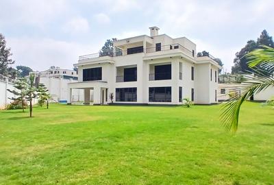 6 Bed Townhouse with En Suite at Kibagare Way - 3