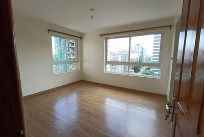 4 Bed Apartment with Swimming Pool in Kilimani - 3