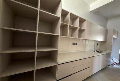 5 Bed Townhouse with En Suite in Runda - 4